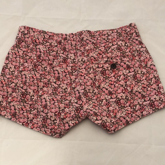 J.Crew Floral print 100% cotton chino shorts sz 00 - Picture 3 of 8